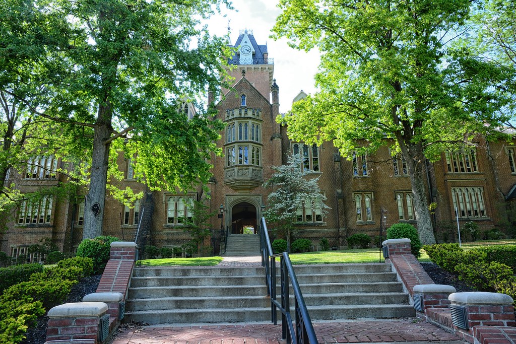 Old Main (Bethany College)
