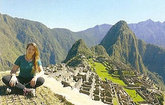 Noemí, amb el Machu Picchu al darrera.