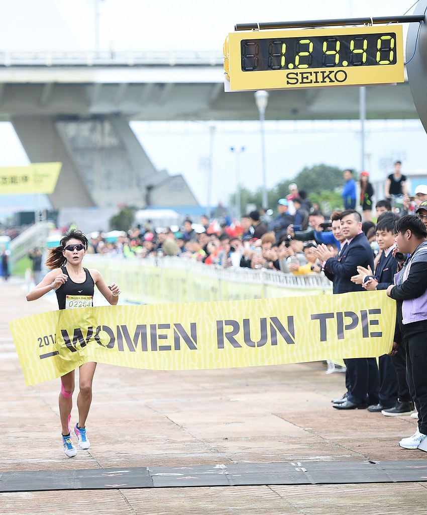 2017 Women Run TPE女子半程馬拉松由號稱「最強上班族跑者」的陳瑋琳以1小時25分21秒的成績封后。（主辦單位提供）