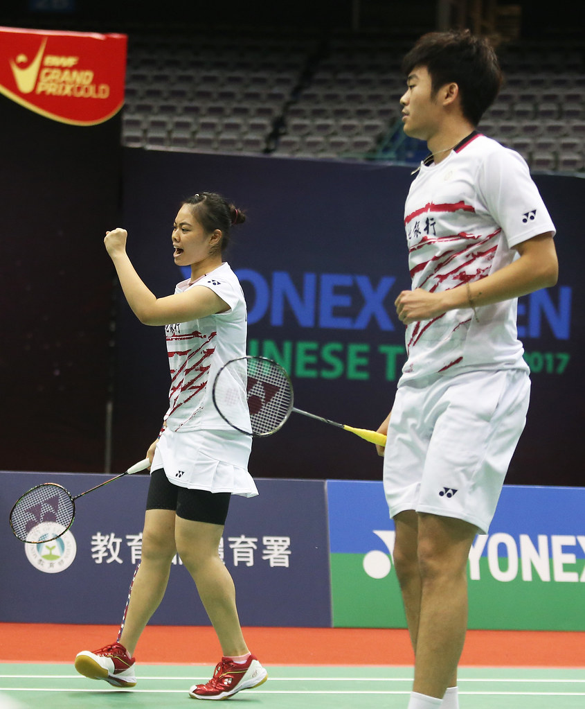 王齊麟（圖右）與李佳馨。（資料照，2017台北羽球公開賽提供）