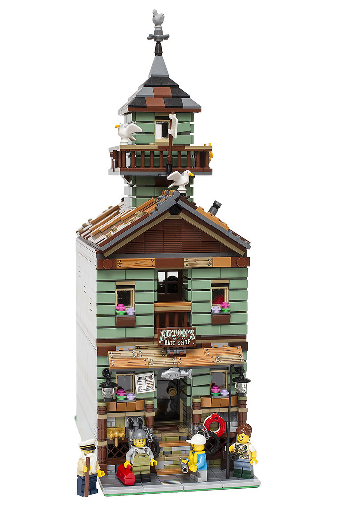MOD] Old Fishing Store into Modular - LEGO Town - Eurobricks Forums