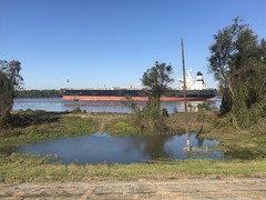 Tanker on the Mississippi 