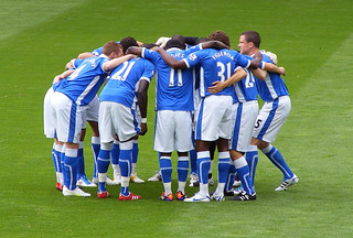 Wigan Athletic huddle, Wigan Athletic v Villarreal CF, 7 A… - Flickr