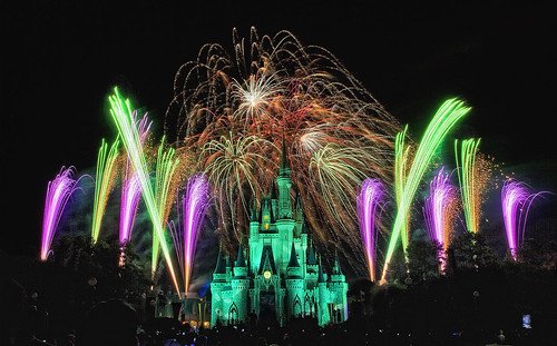 Magic Kingdom - Fireworks Friday | Enjoy your weekend, every… | Flickr