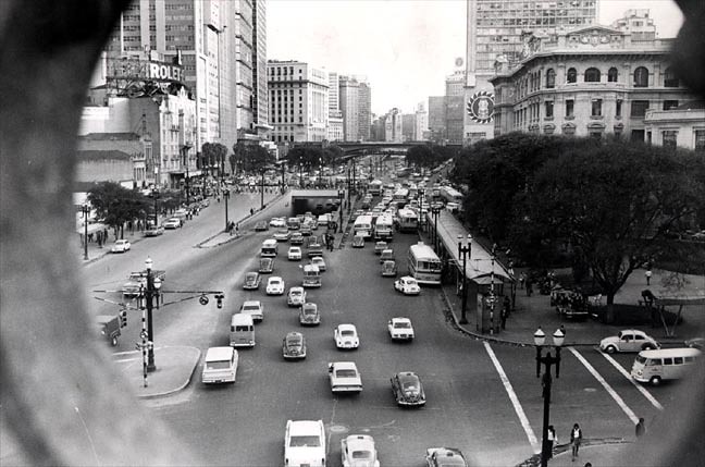 São Paulo: Sinfonia e Cacofonia