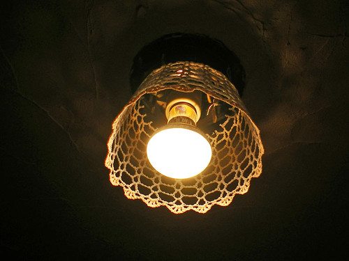 ランプシェード | 100均の小物入れを改造して、ランプシェードにしました♪ | Nozomi | Flickr