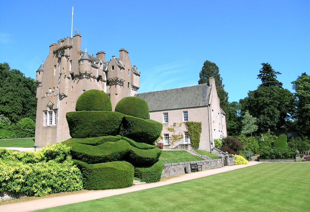 Crathes Castle | Crathes is one of the finest tower houses i… | Flickr