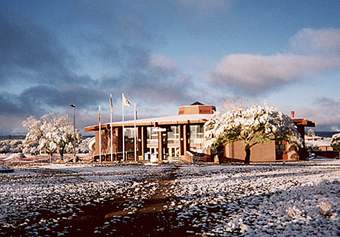 Tsaile Library of Diné College | The Kinyaa'áanii Charlie Be… | Flickr
