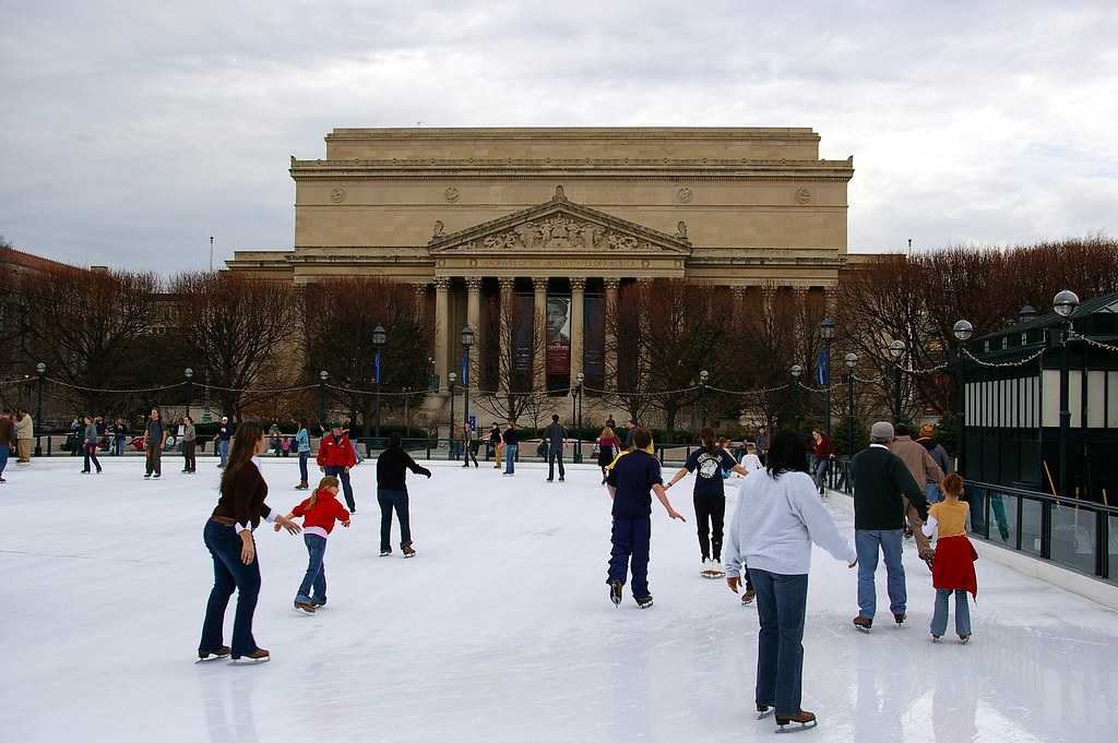 Ice Skating And National Archives Sculpture Garden Was Flickr