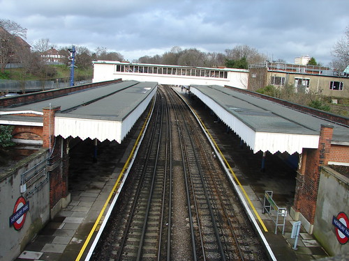 Newbury Park Station