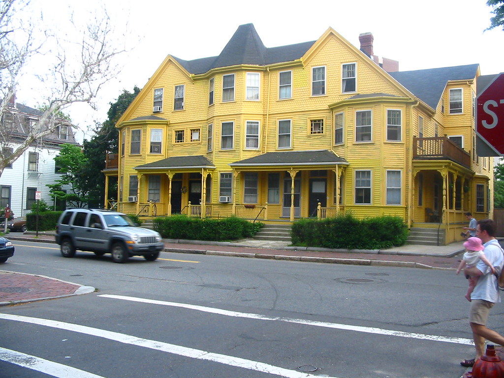 the big yellow house summerland haunted