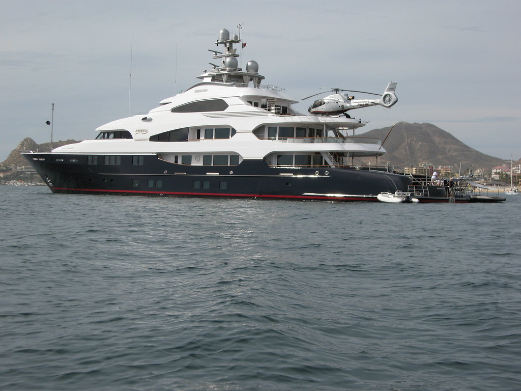 greg norman's yacht pictures