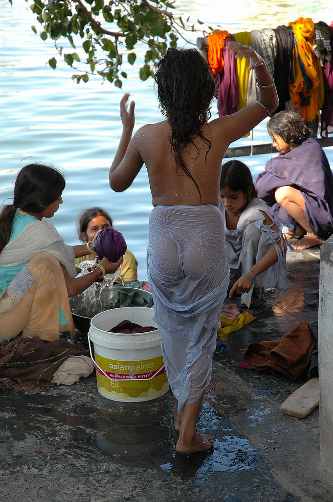975 Kids Bathing, Udaipur tklawin Flickr photo picture