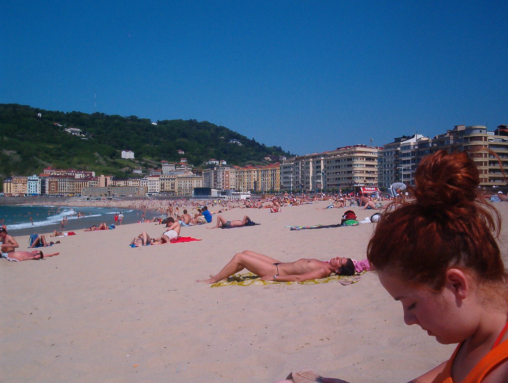 Topless  Everyone Getting Their Beach On In San Sebastian -8553
