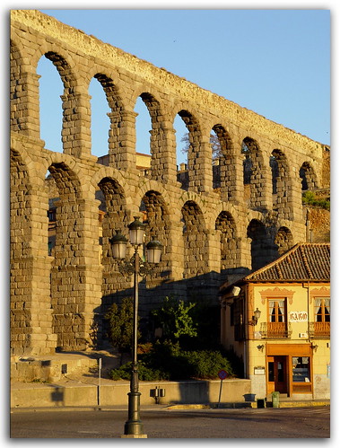 Golden Arches | Segovia -Castilla y León - España I'll be tr… | Flickr