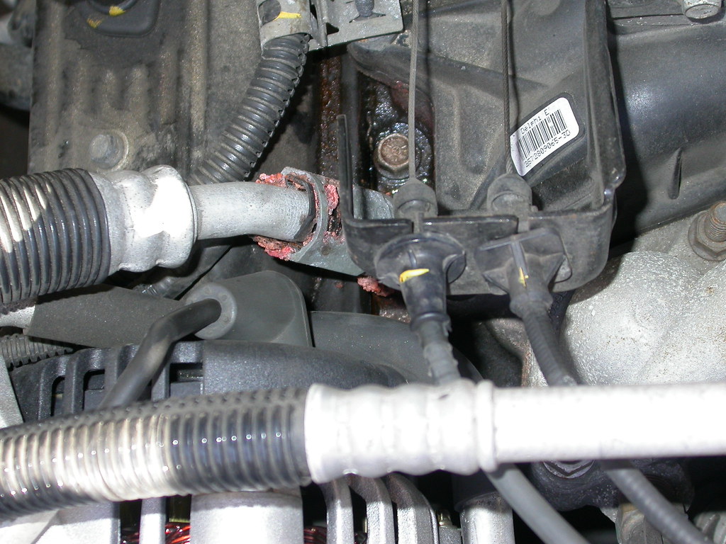 Chevy Suburban Coolant Leak | 1999 Chevy Silverado Suburban … | Flickr 4.3 Vortec Leaking Coolant From Back Of Motor