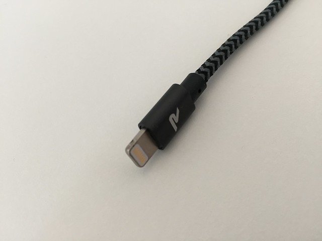 20170208 Câbles Lightning et Micro USB Rampow 00012