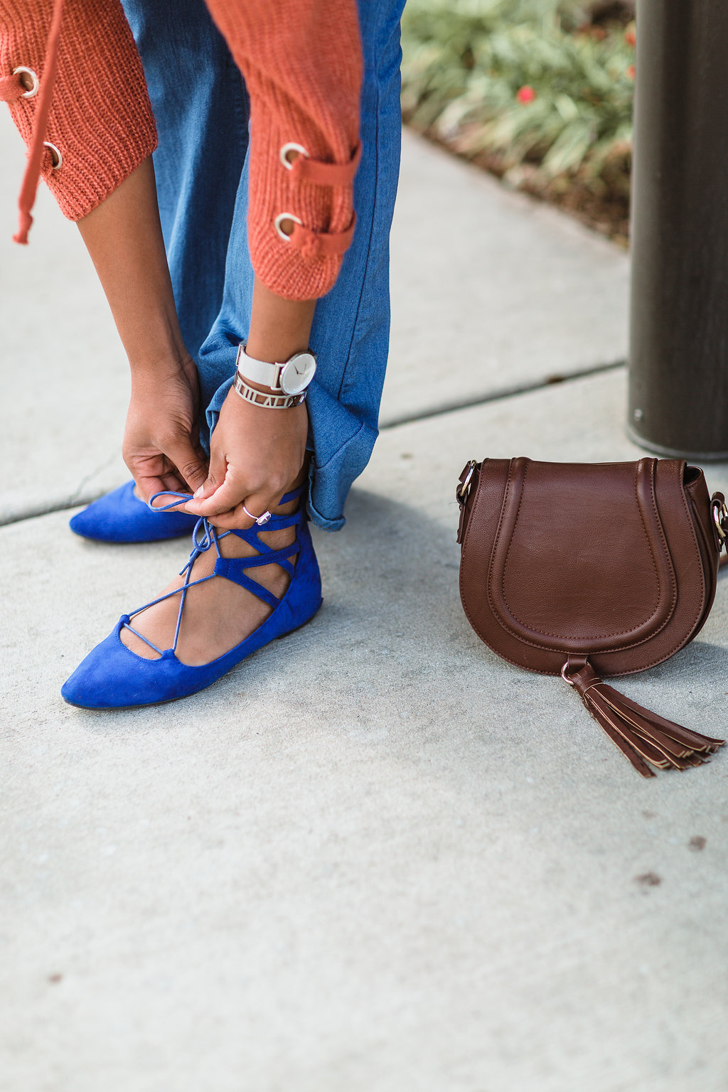 how to wear laced up flats