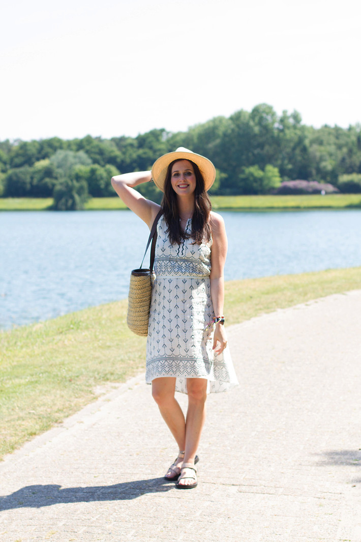 Outfit Sundress Panama Hat And Tevas The Styling Dutchman 