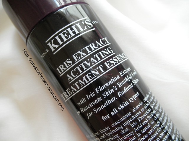Kiehl's Iris Extract Activating Essence Bottle Close