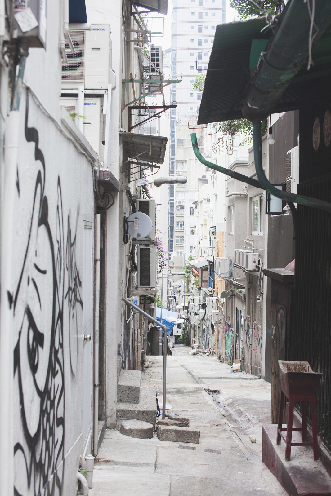 Returning | Tai Ping Shan Street