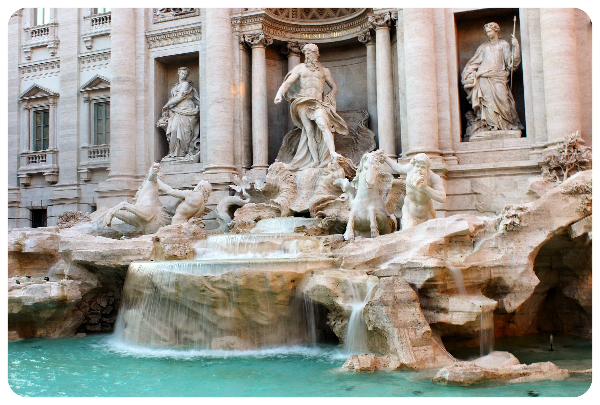 rome fontana di trevi