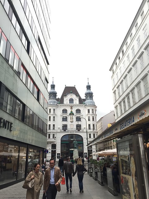 nice building in Vienna