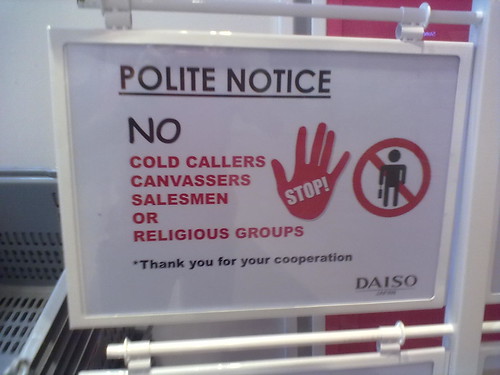 No religious groups