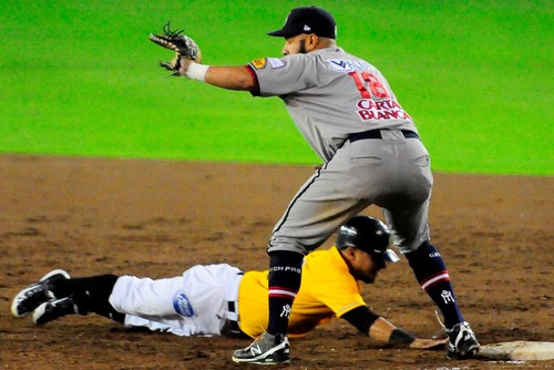 _DSC8750 2do J de la Serie Pericos de Puebla vs Sultanes de Monterrey Liga Mexicana de Béisbol T2015 Fotografía Departamento de Prensa Pericos de Puebla para Mv Fotografía Profesional / Edición y retoque www.pueblaexpres.com