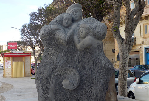 Senglea-Malta: Rastanak mornara od obitelji