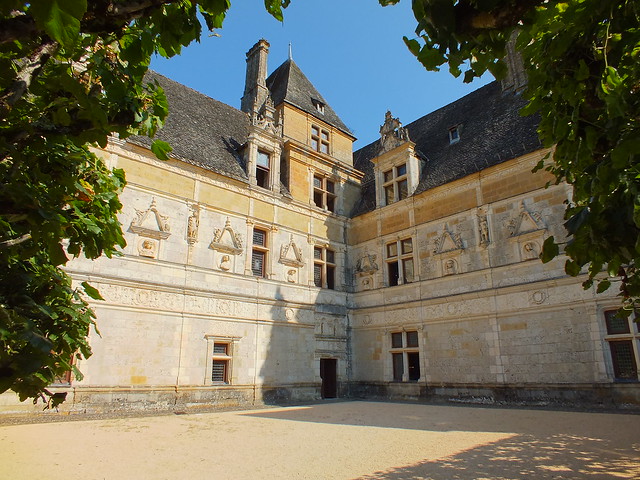 Saint-Jean-Lespinasse - Le Château de Montal