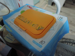 日本 必貼妥 Bitatto 重覆黏濕紙巾專用盒蓋