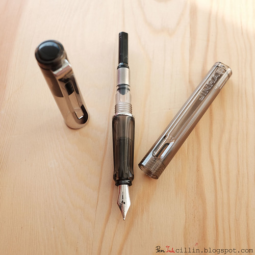 UK! JINHAO #599-C Glitter Grey Lightweight Fountain Pen Fine Nib Chrome Trim 