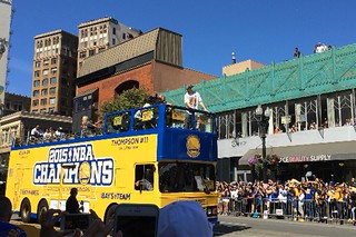 Golden State Warriors - Victory Parade Thompson