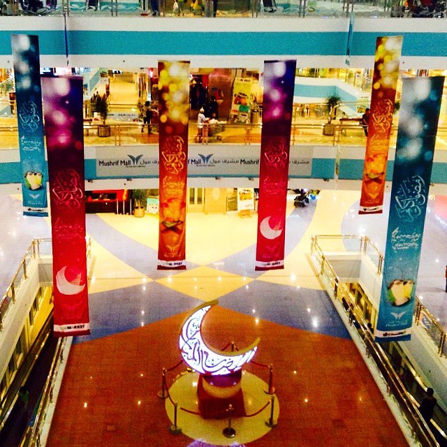 By @pipo_14cruz - Ramadan decoration at Mushrif Mall #abud 