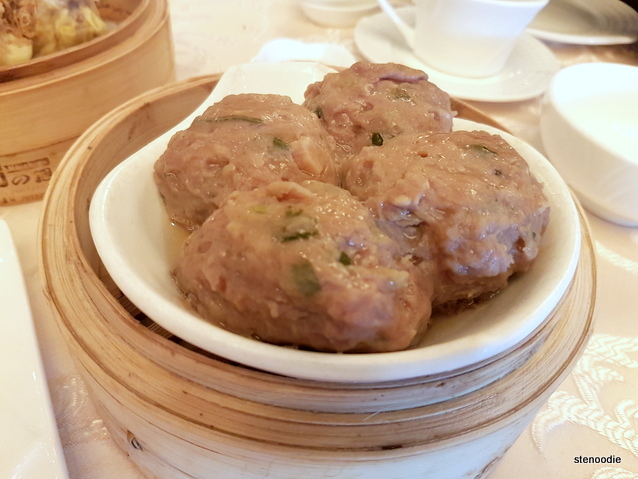 Beef Balls with Bean Curd 