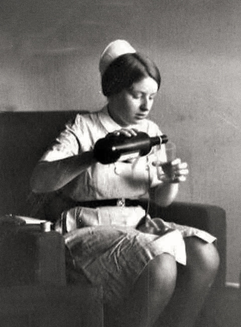 Vintage Nurse Photo 121