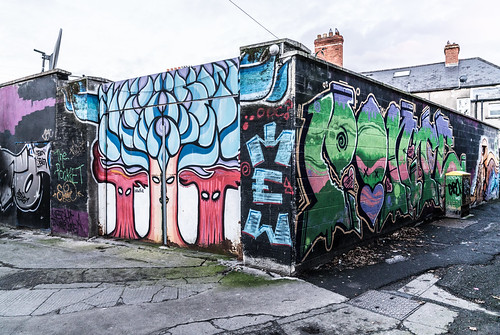  STREET ART AND GRAFFITI - SAINT PETERS LANE DUBLIN 006 