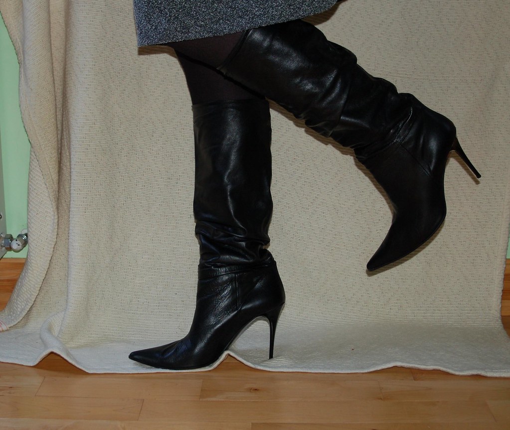 Biondini Knee Boots 3 | mdthphys | Flickr