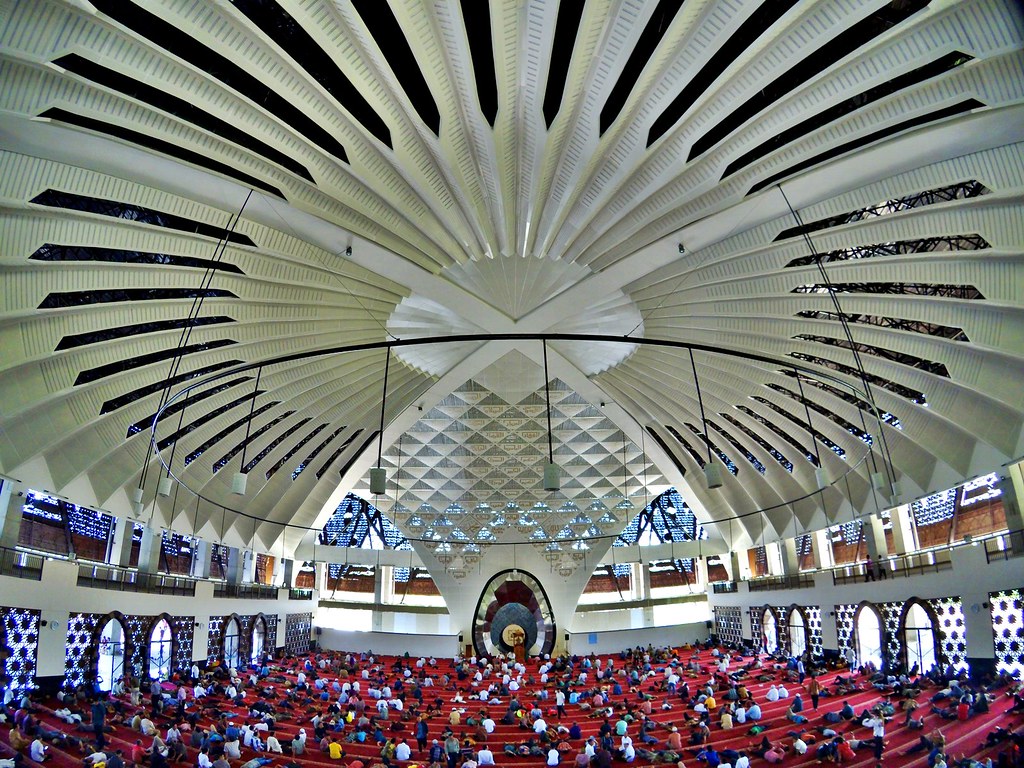 Masjid Termegah dan Terbesar di Sumatera Barat