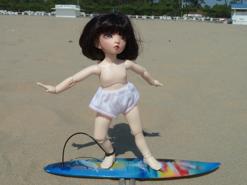Sissi (littlefee Mio mod de Puppedoll) : Sissi à la plage ! 19379459971_efb3a2b29d_b