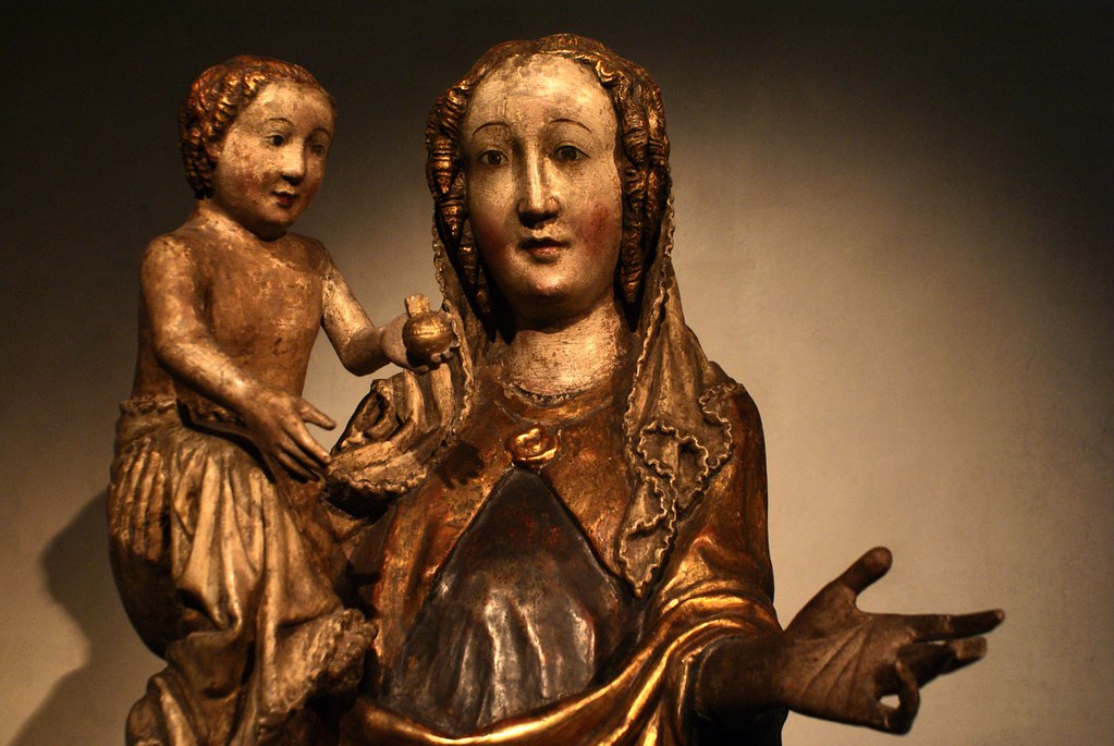 Statue de Jésus et Marie au couvent Saint Agnès de Prague.