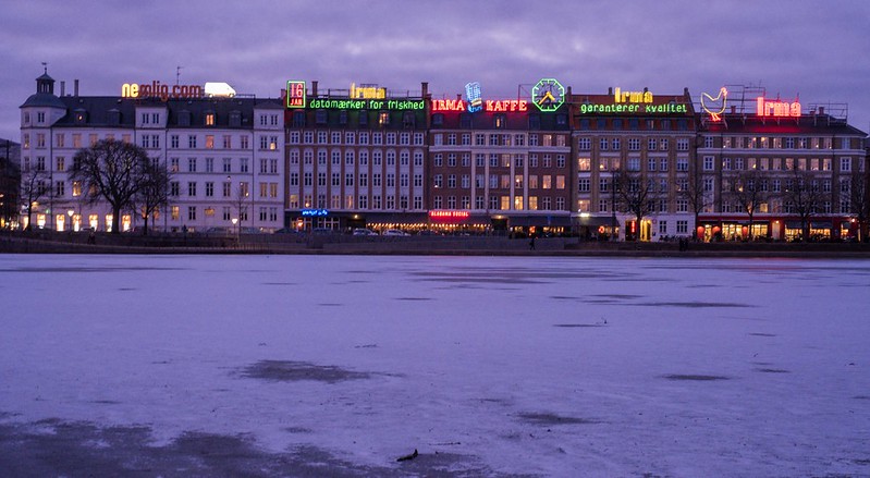 16/365 - Copenhagen and the frozen lake