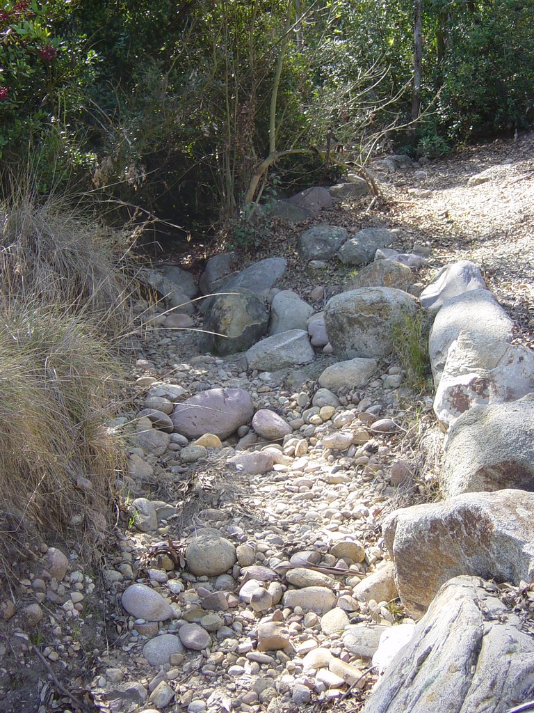 Dry stream bed | Dry stream bed in Hillside Park, El Cajon, … | Flickr