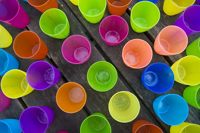 Colored cups (on Explore)