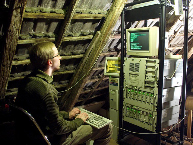 Programming at an old UNIX Server alone in an attic