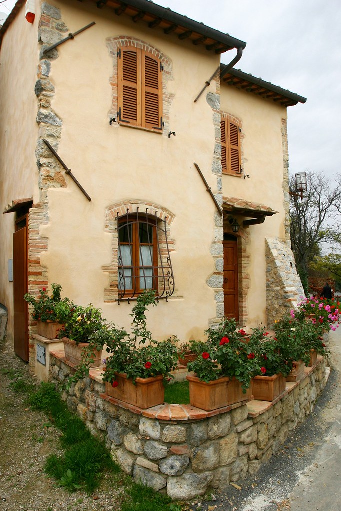 Tuscan Cottage | Cottage in the Tuscan countryside. | David Simmer II