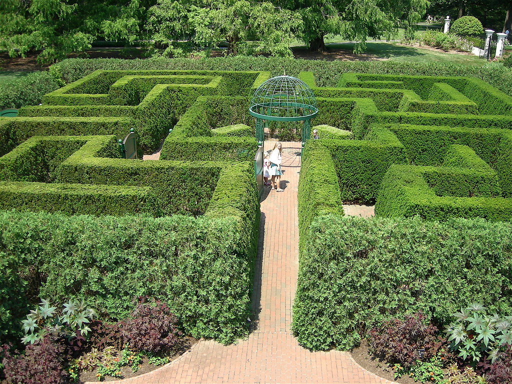 Garden Maze | Top down view of the Maze, taken from a nearby… | Flickr