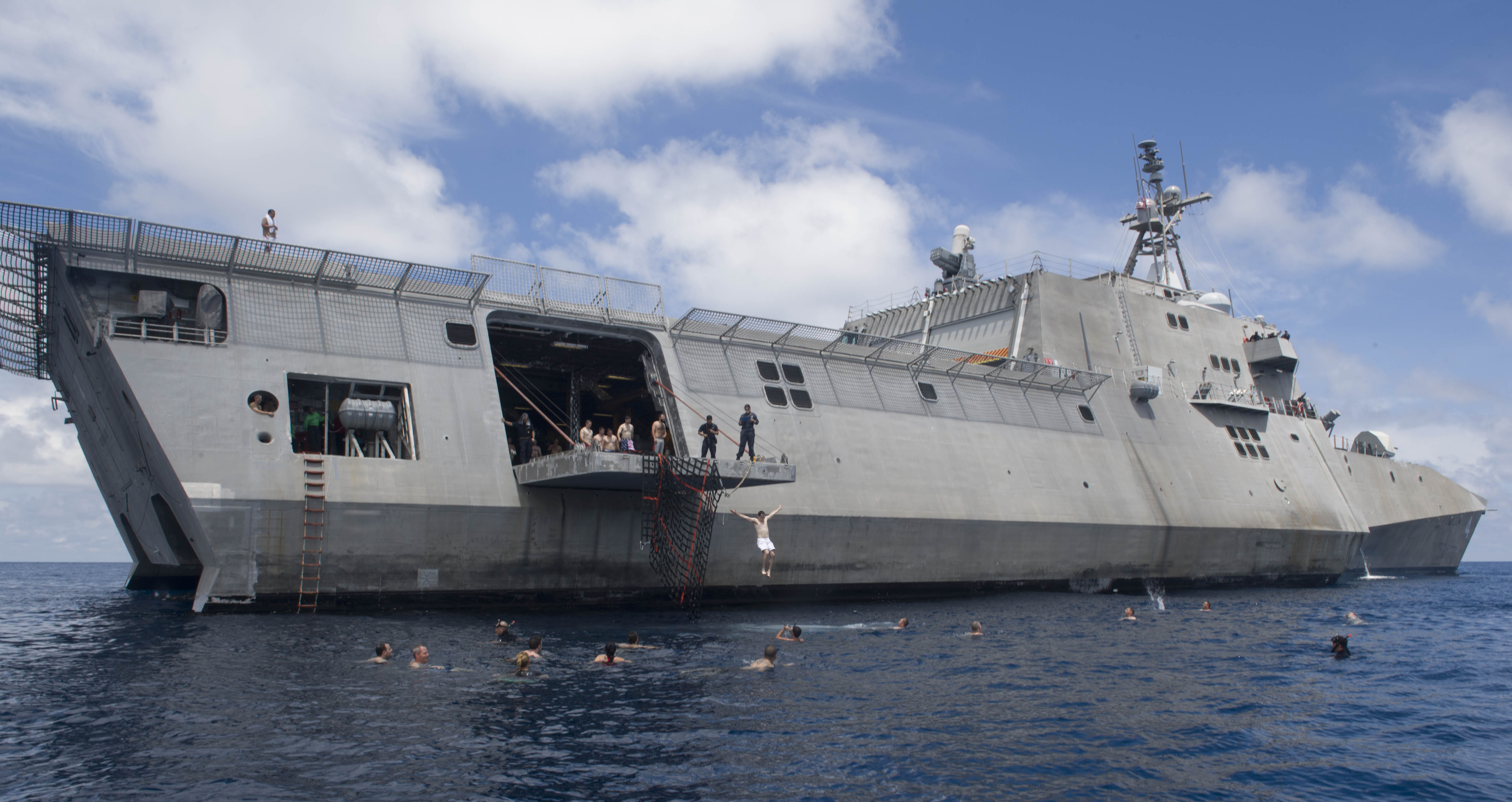 LCS : Littoral Combat Ship - Page 3 33030626916_8bfc91d3ef_o