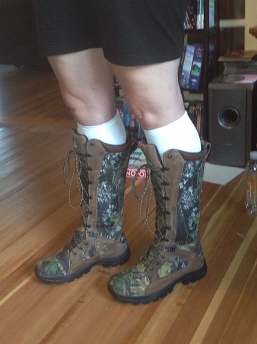 Snake boots.  I'm stylin' now...